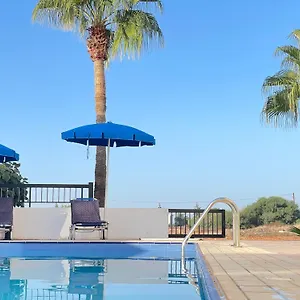 https://sunset-pearl-holiday-villa.hotelsatayianapa.com