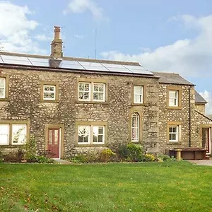 old-hall-cottage-settle.yorkshirehotels.net/