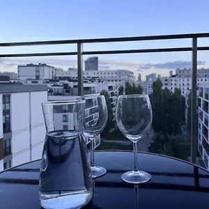 https://apt-modern-zoliborz.warsawhotelspoland.com